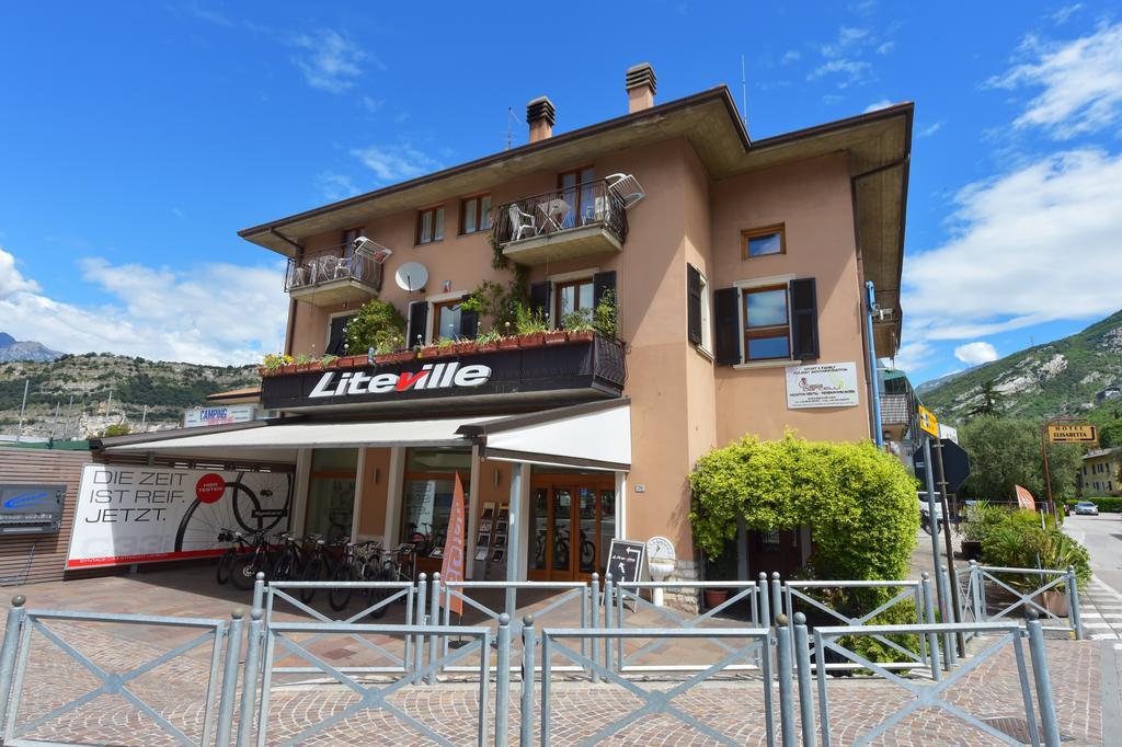 Casa Barcelli Sport & Family Apartments Торболе Экстерьер фото